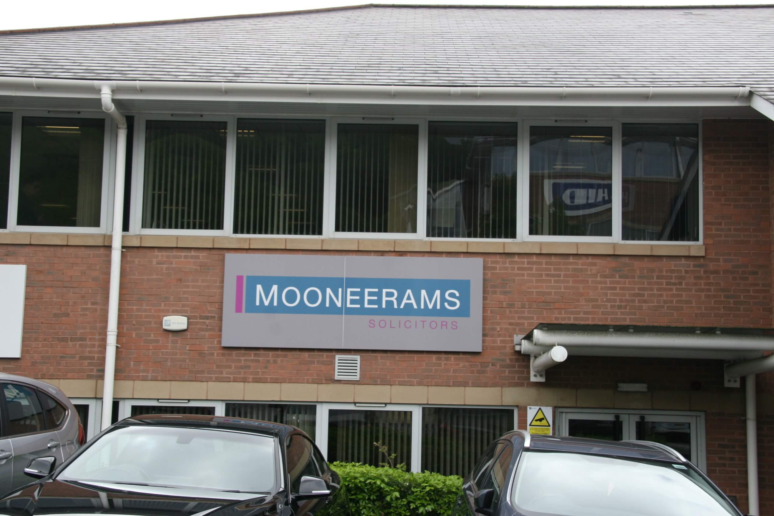 Mooneerams Offices